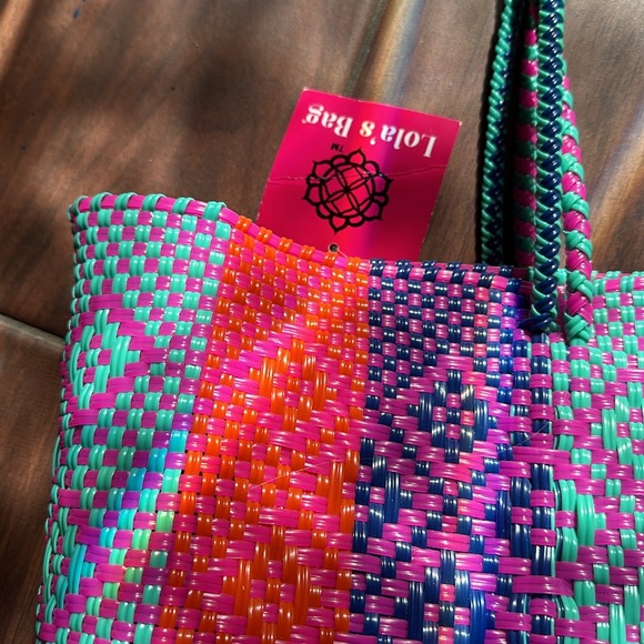 NWT Lola’s Bag - Picture 4 of 6